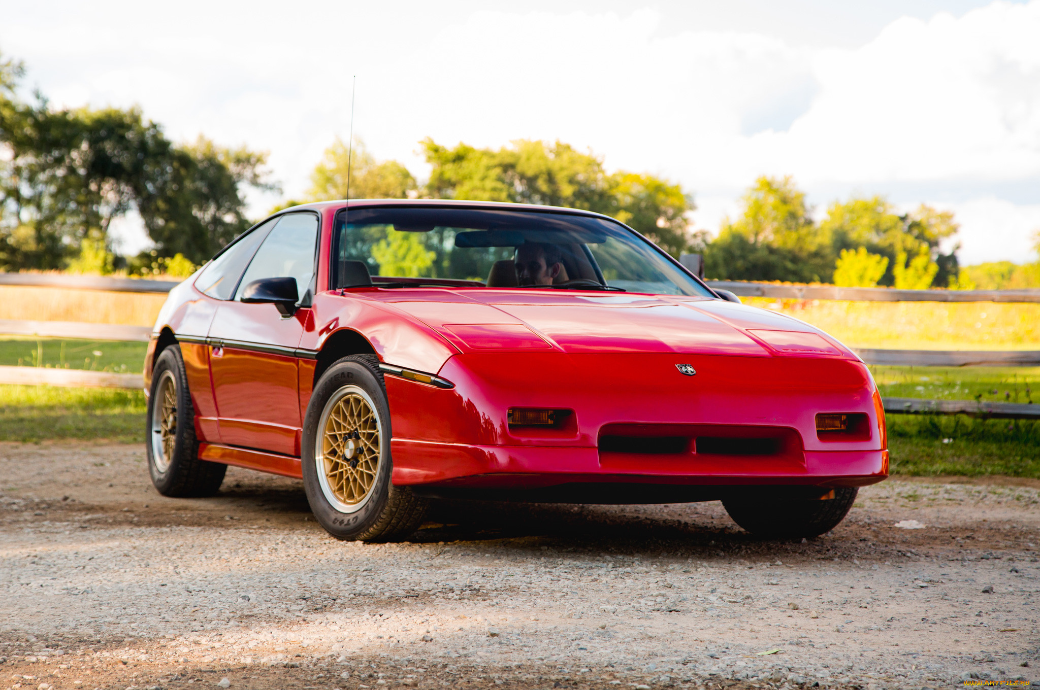 pontiac fiero gt